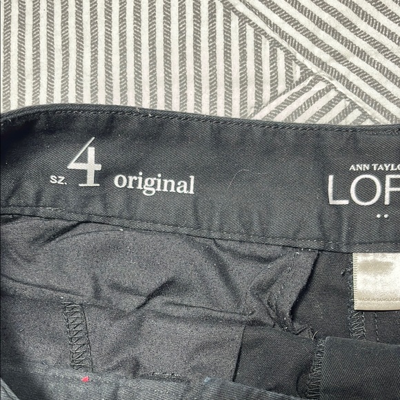 LOFT Classic Black Women's Shorts - Picture 3 of 5